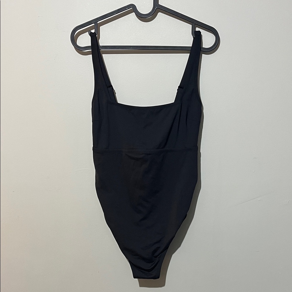 Gap maternity swim suit one piece black size small